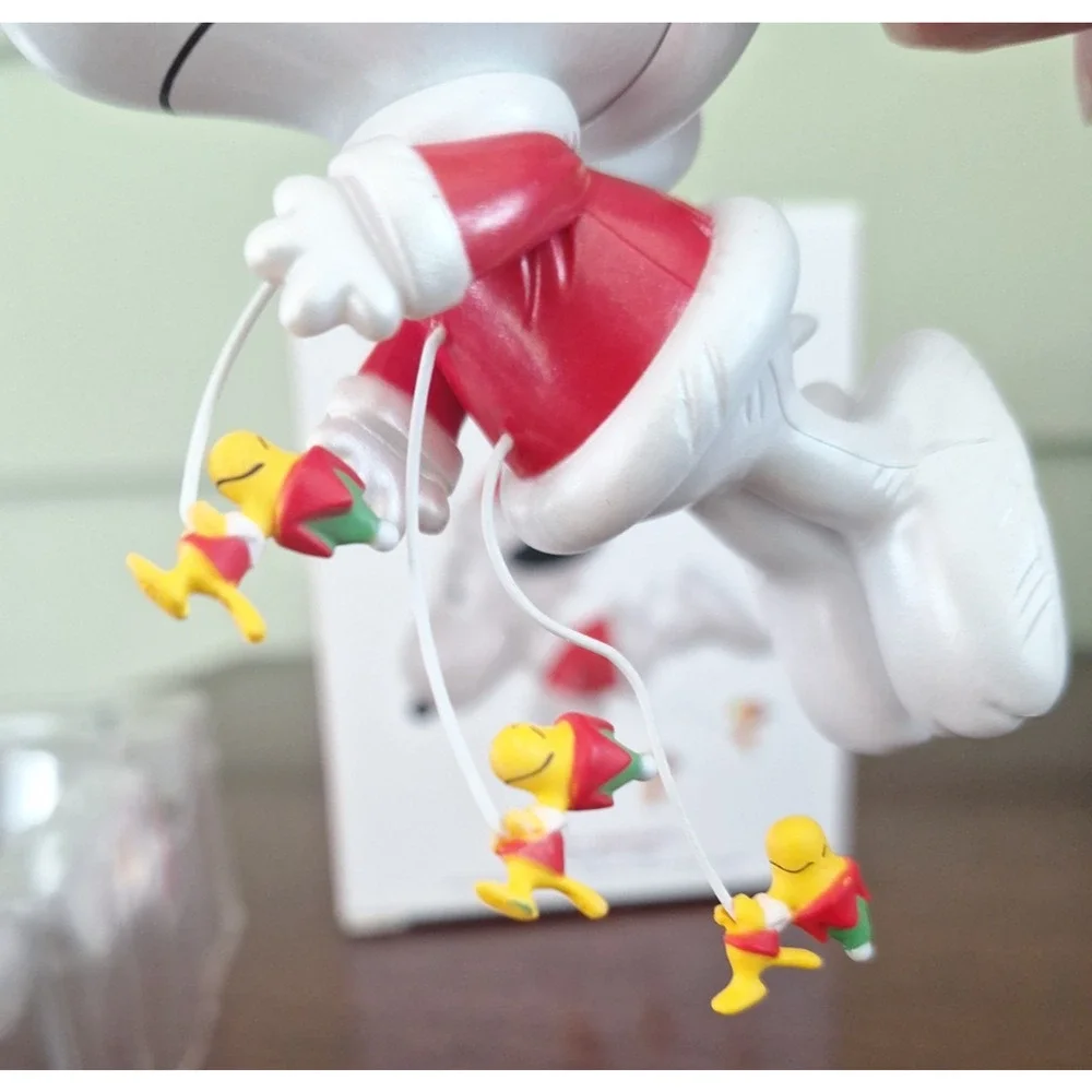 2019 Hallmark Keepsake Ornament The Peanuts Gang Fly On Snoopy! QXI3777